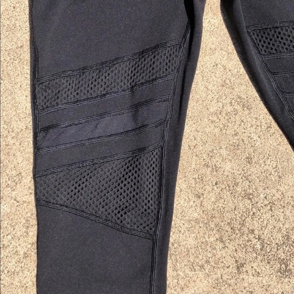 lululemon leggings - Picture 2 of 6